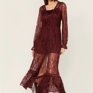 SHYANNE WOMEN'S FLORAL LACE DUSTER DRESS